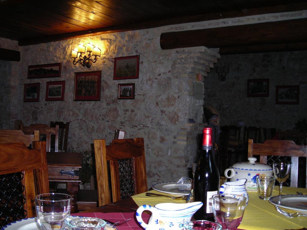 La Locanda Delle Streghe - Relais Ristorante Hotel Castel del Monte  Exterior photo